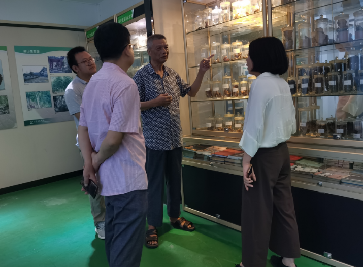 食用菌所：科技人员赴三真生物科技有限公司考察调研