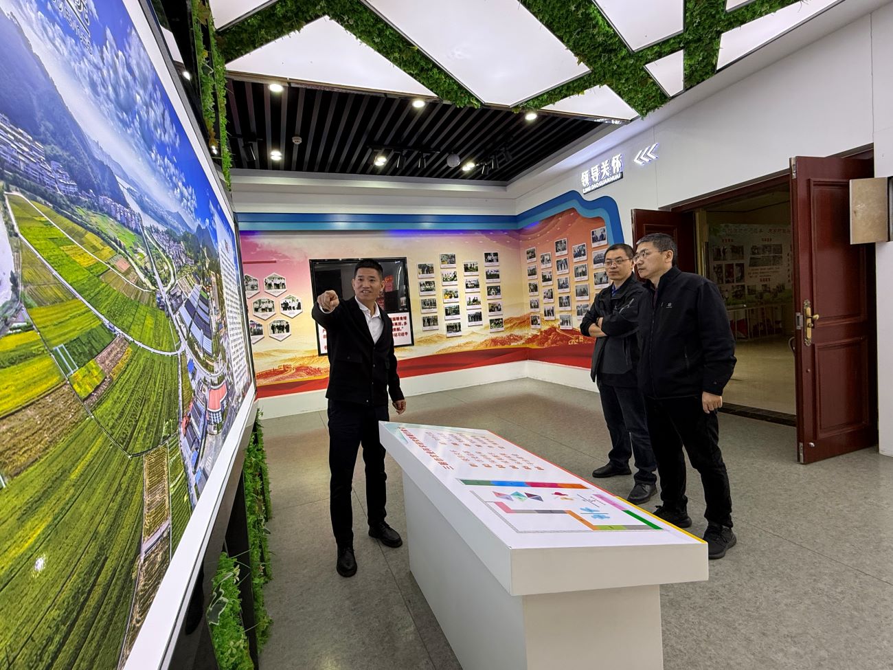 福建省农业科学院专家来我院参观调研